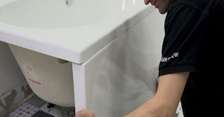 Установка экрана под ванну - цена за работу от 4079 руб. в Луховицах